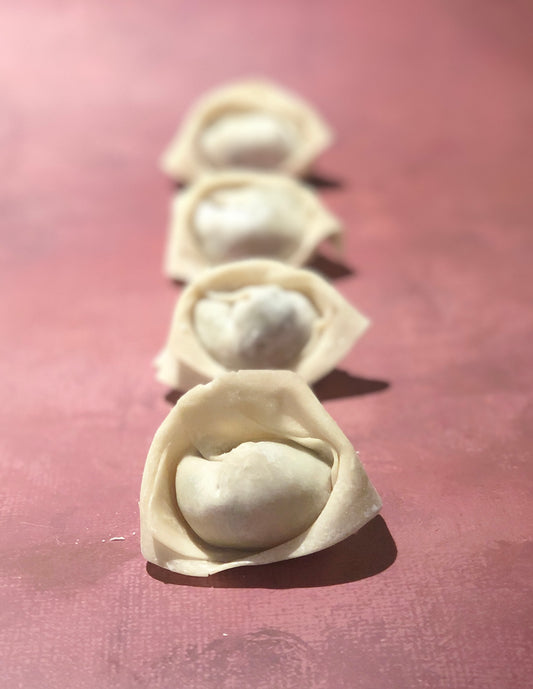 Shrimp and Chive Wonton 鮮蝦韭菜大餛飩