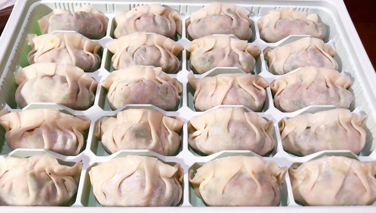 Berkshire Pork Hand Made Dumplings/Wonton 黑毛豬肉手工餃子/雲吞